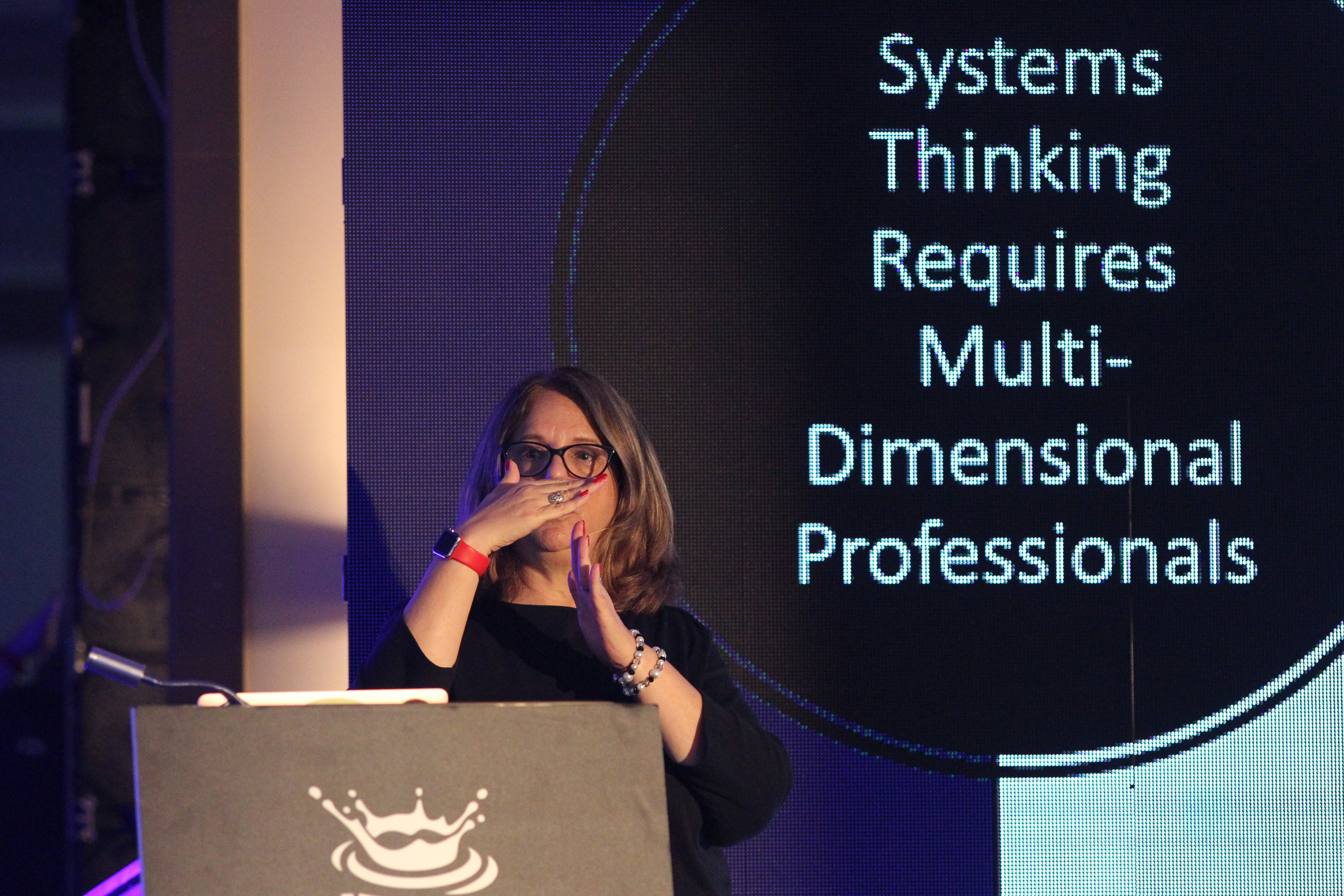 Jayne Groll在Yalla DevOps 2019